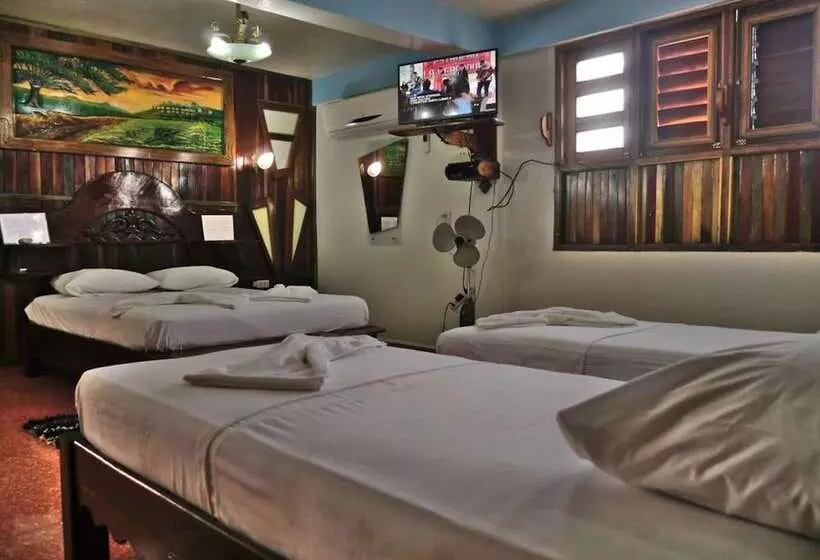 ペンション Hostal Casa Nilson  Baracoa