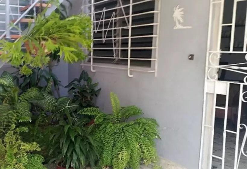 ペンション Hostal Sra Alina Escalante Santiago De Cuba