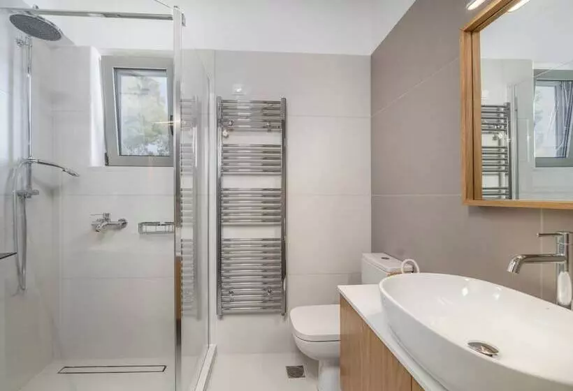 ペンション La Lucciola Apartments