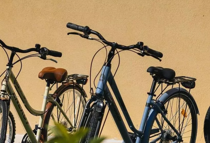 Majatalo Marea Luxury Suites