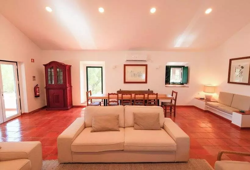 Majatalo Monte De Bordalos