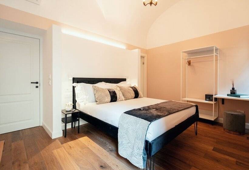 پانسیون Naman Hotellerie Monti