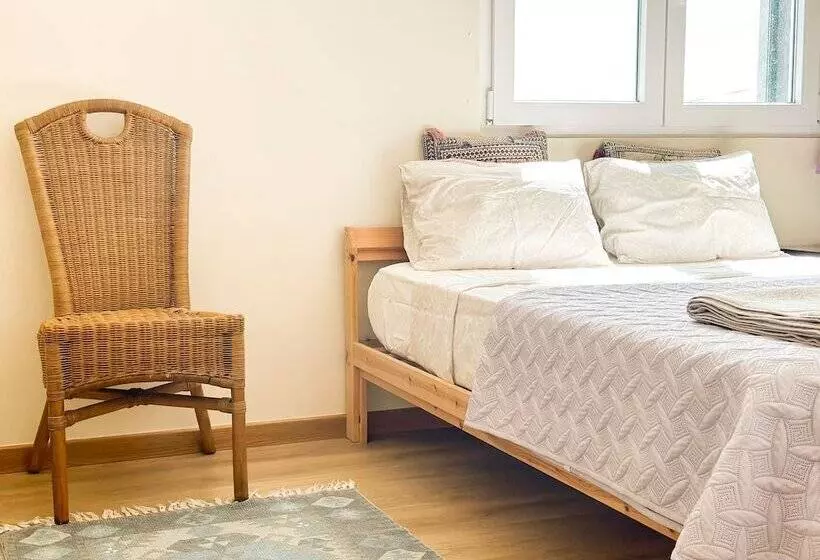 ペンション Room In Guest Room   Ocean View Room In A Shared House