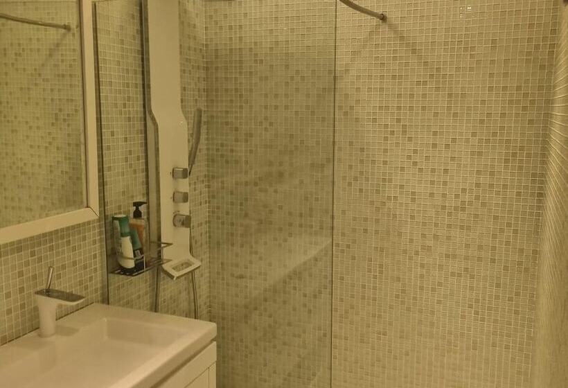 اقامتگاه Park Village Luxury House   Central London