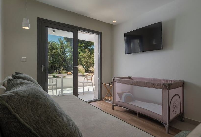 Sandy Seaside Suites