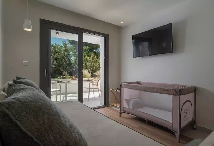 Sandy Seaside Suites