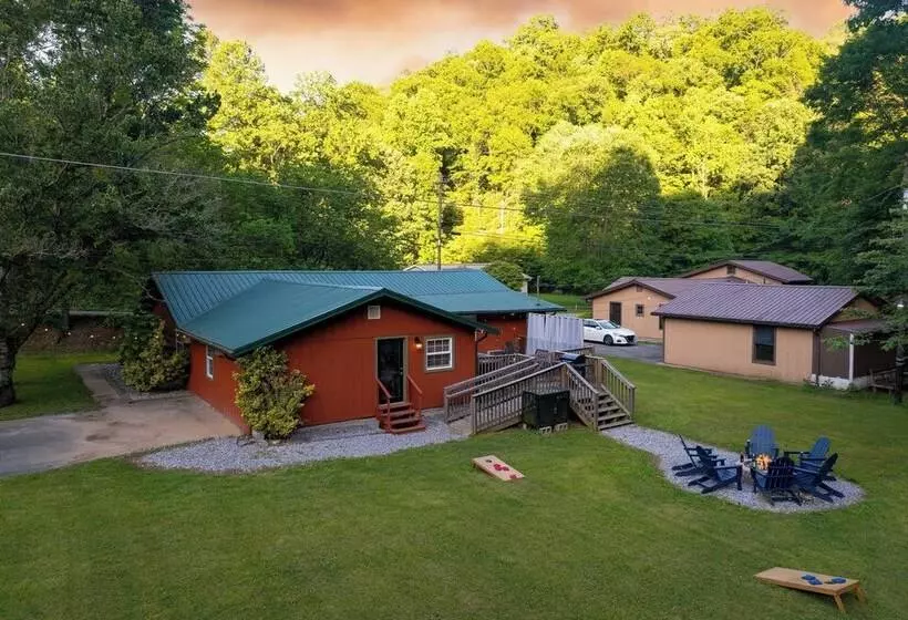 The Rustic Cottage By Avantstay Hot Tub, Fire Pit, Pool Table 5mins To Town