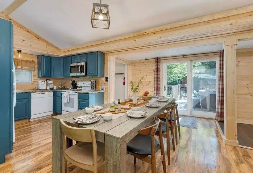 The Rustic Cottage By Avantstay Hot Tub, Fire Pit, Pool Table 5mins To Town