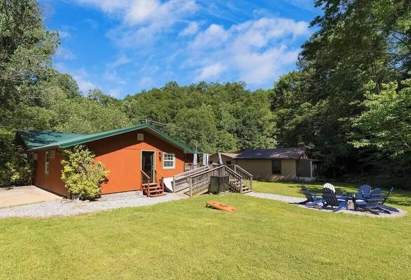 The Rustic Cottage By Avantstay Hot Tub, Fire Pit, Pool Table 5mins To Town