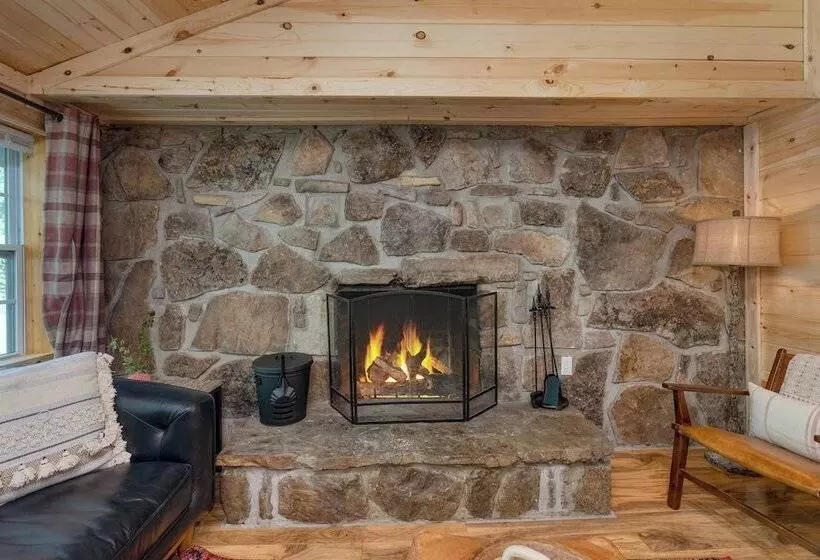 The Rustic Cottage By Avantstay Hot Tub, Fire Pit, Pool Table 5mins To Town