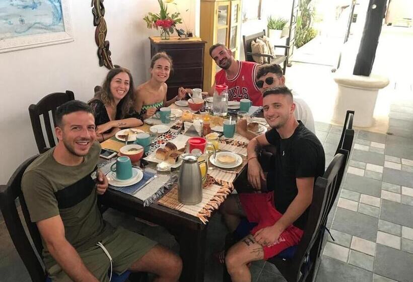 هتل Posada Guaripete