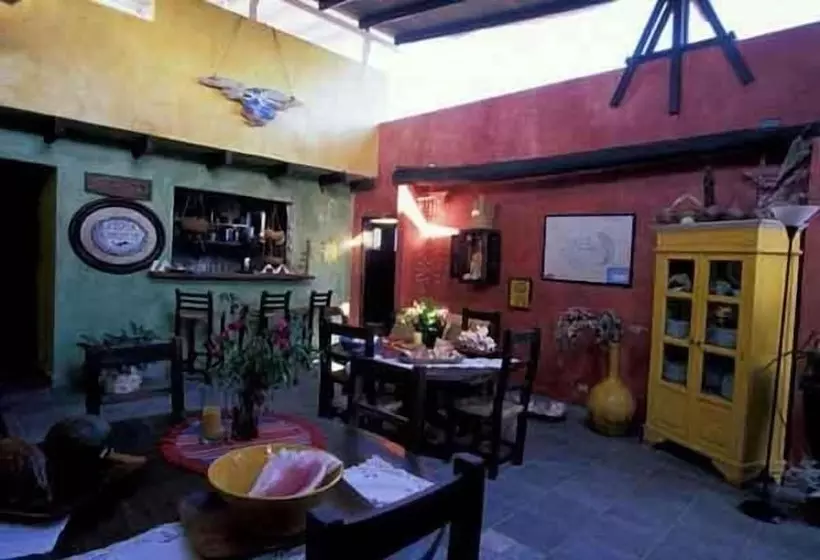 هتل Posada Guaripete