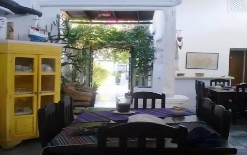 هتل Posada Guaripete