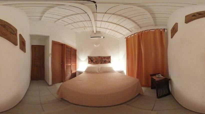 هتل Posada Guaripete