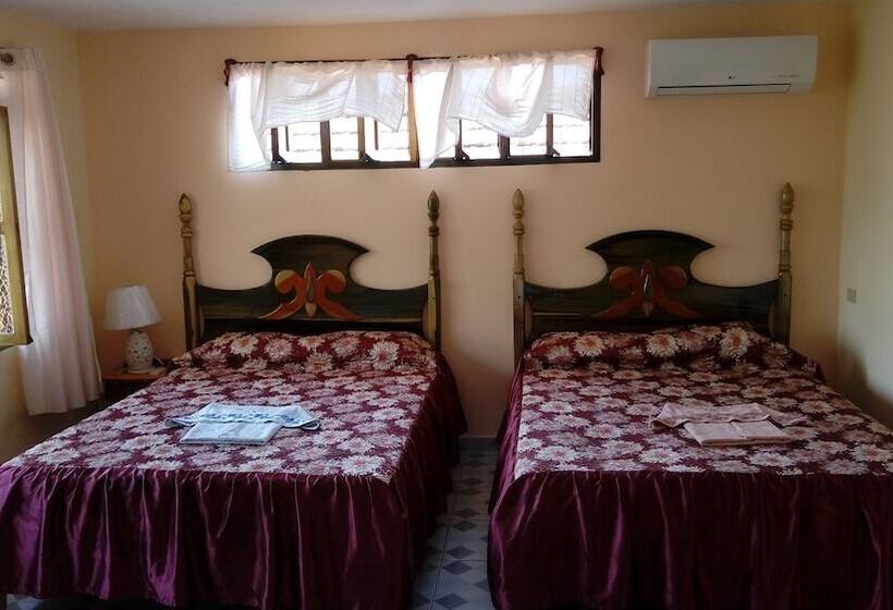 پانسیون Casa Colonial Isabel Castro