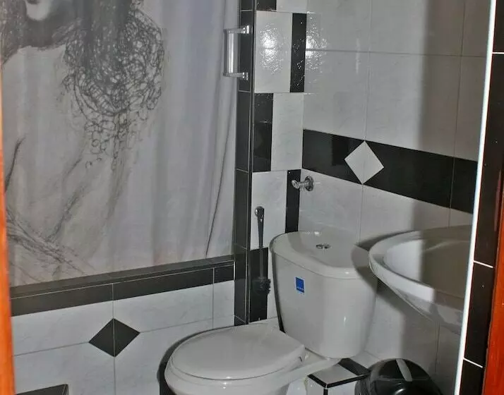 ペンション Hostal Villa Selva   Holguin