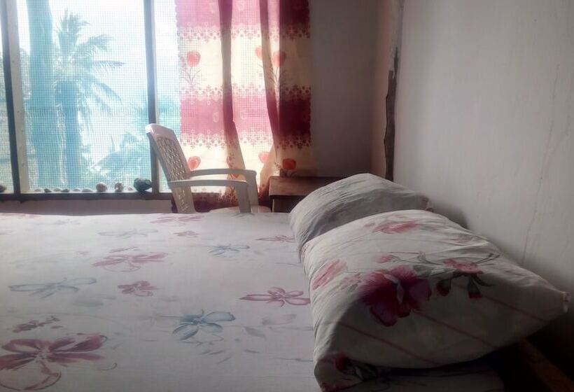 Bed and Breakfast Nyumbani Rest House