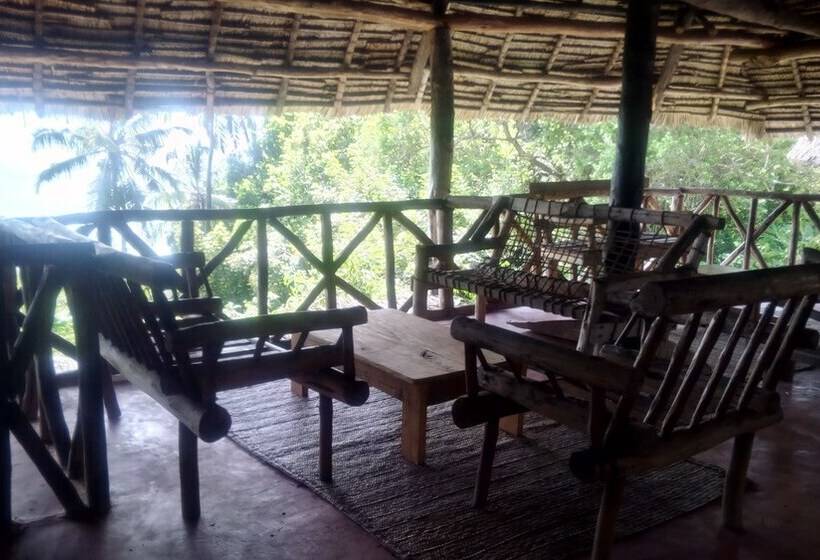 Bed and Breakfast Nyumbani Rest House