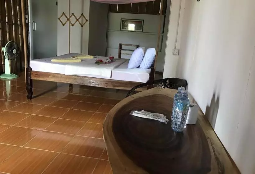 استراحتگاه Soksan Natura Beach