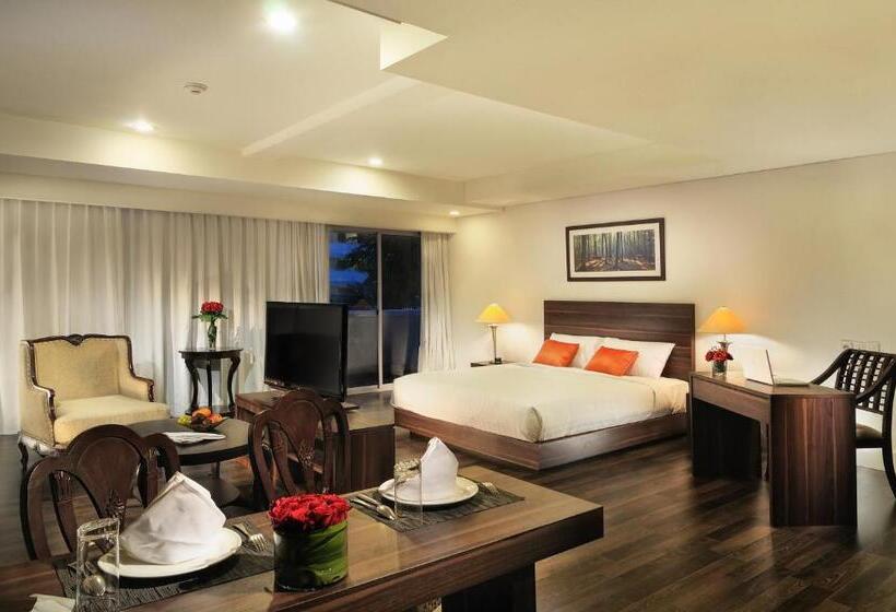 Delonix Hotel Karawang