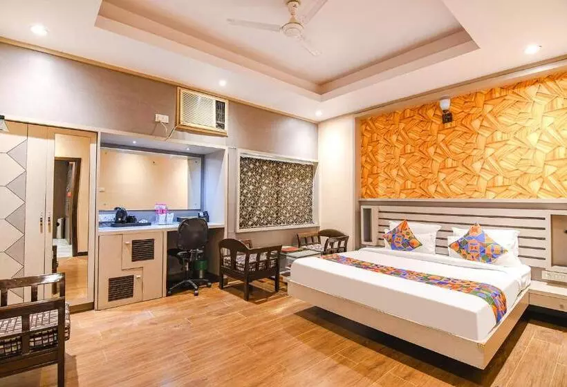 Fabhotel Shivani International