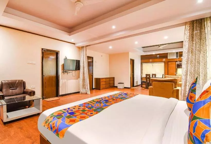 Fabhotel Shivani International