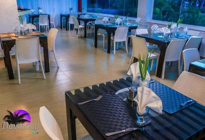 هتل Daymond Blue Tropical Lodge