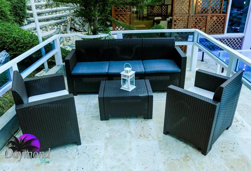 هتل Daymond Blue Tropical Lodge