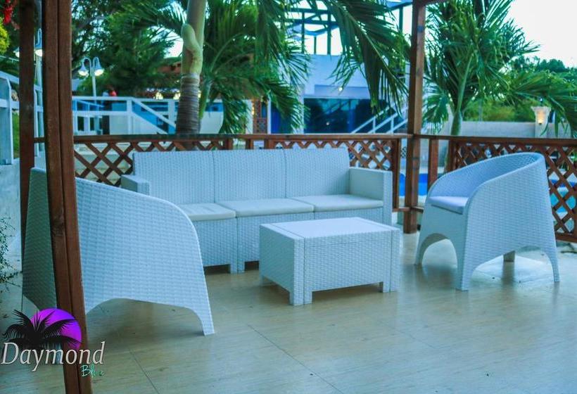 هتل Daymond Blue Tropical Lodge
