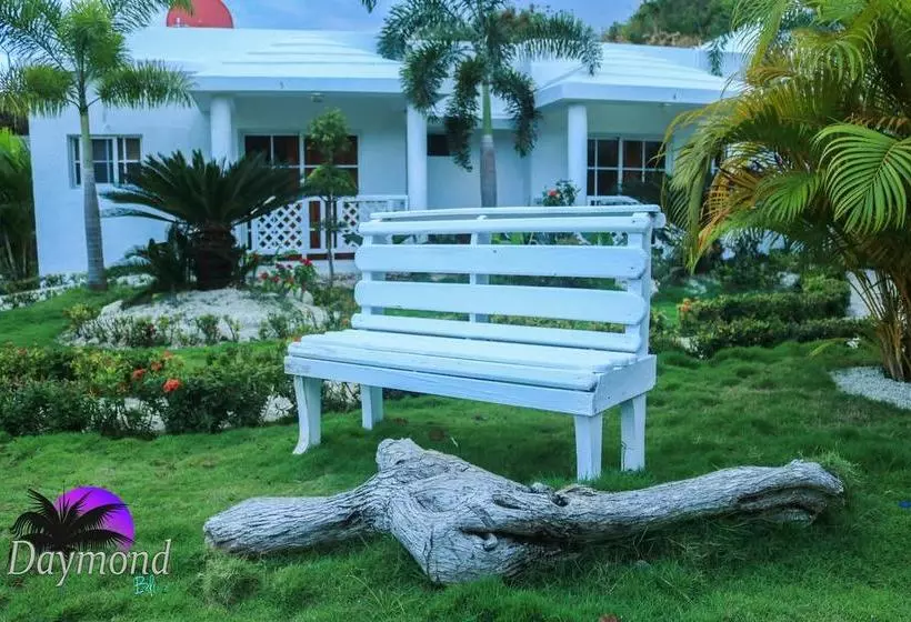 هتل Daymond Blue Tropical Lodge