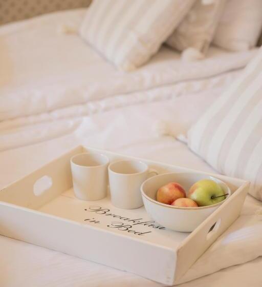 בית מלון כפרי Epoque & Apartments