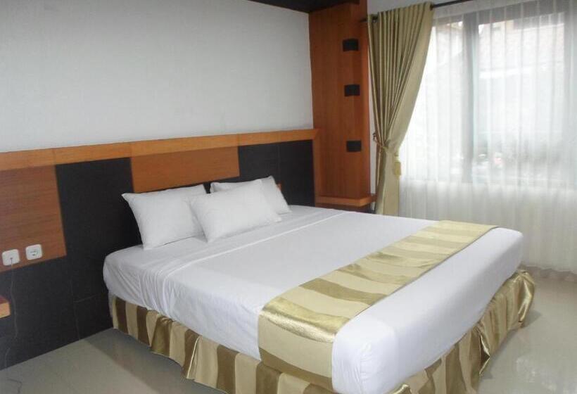 فندق Grand Karawang Indah