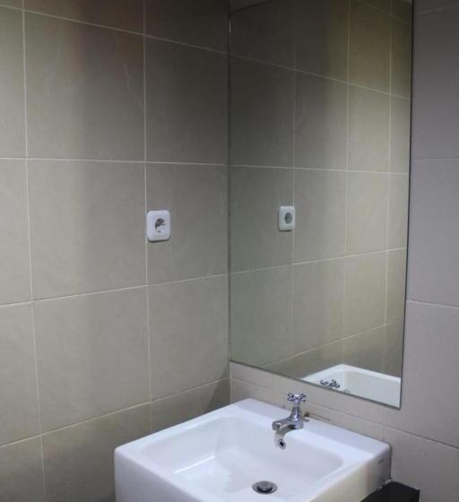 فندق Grand Karawang Indah