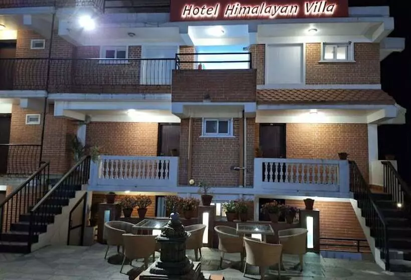 هتل Himalayan Villa
