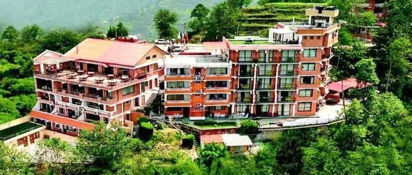 هتل Himalayan Villa