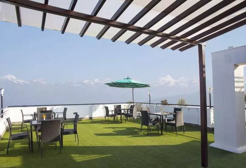 هتل Himalayan Villa