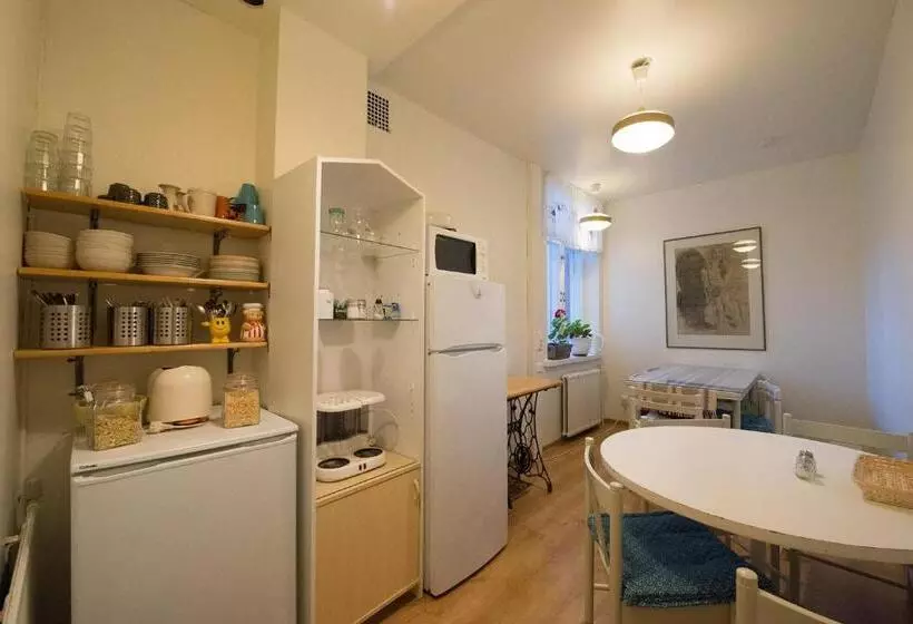 ホテル Kokemäen Seurahuone