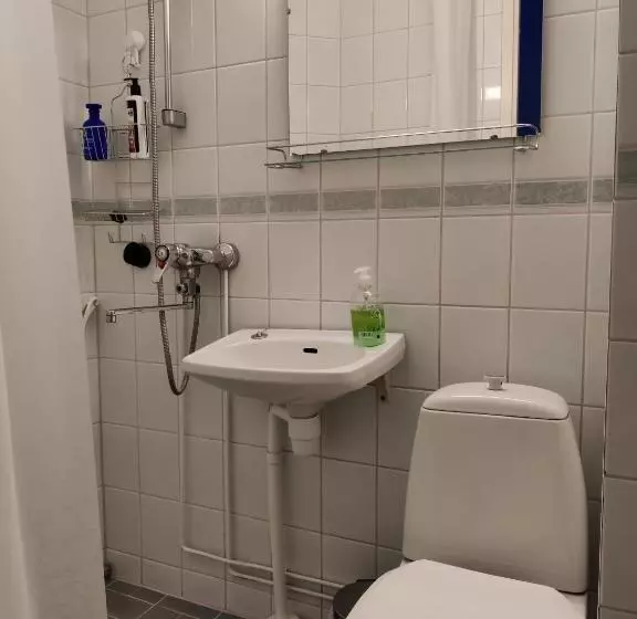 هتل Li Merikotka