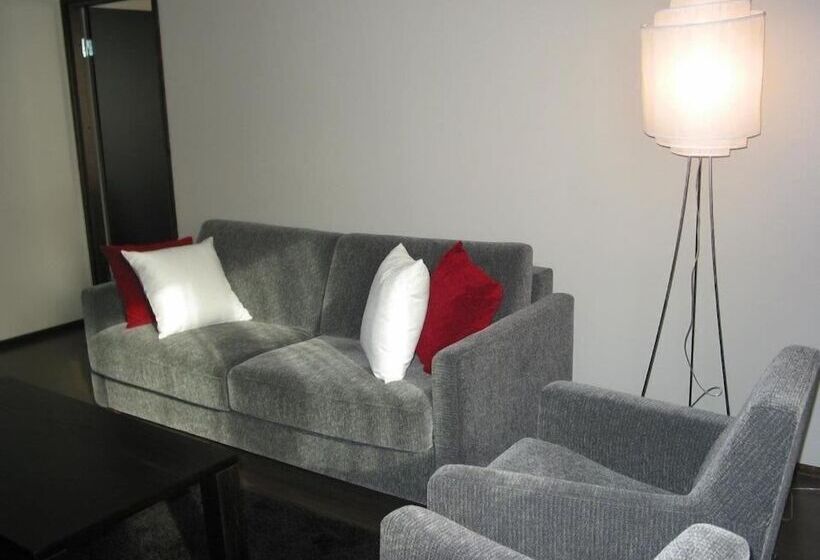 酒店 Li Raahen Hovi