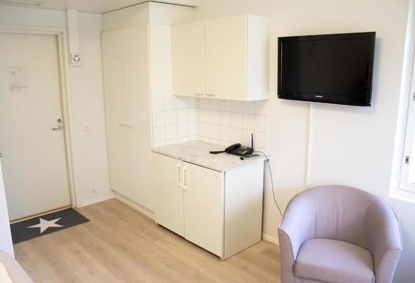 בית מלון כפרי Meri Karina