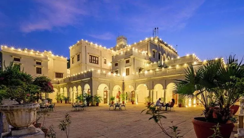 ホテル Neemrana S Baradari Palace