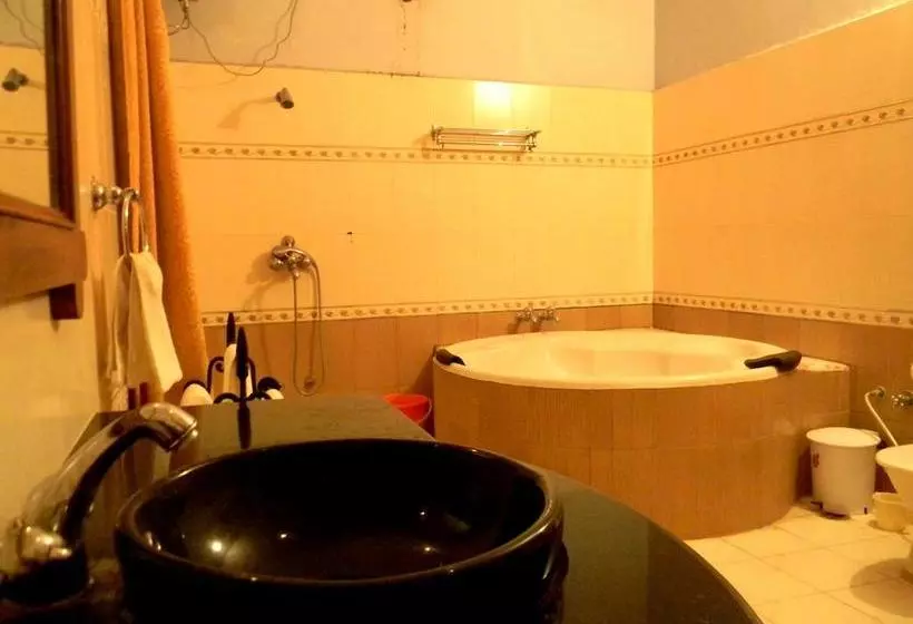 Ummaid Bagh Resort