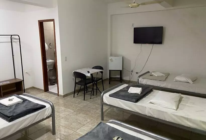 Retkeilymaja Pousada Lider