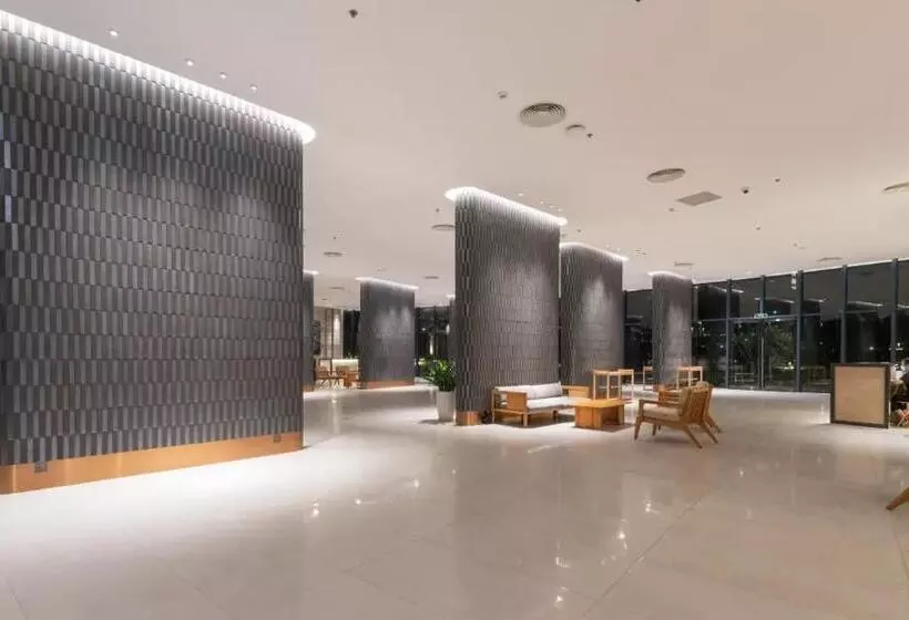 هتل The Arena Cam Ranh Resort