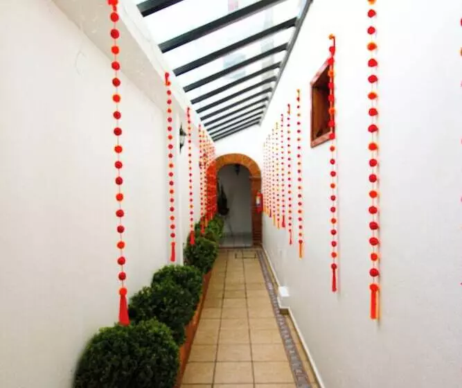 ホテル Casa Linda