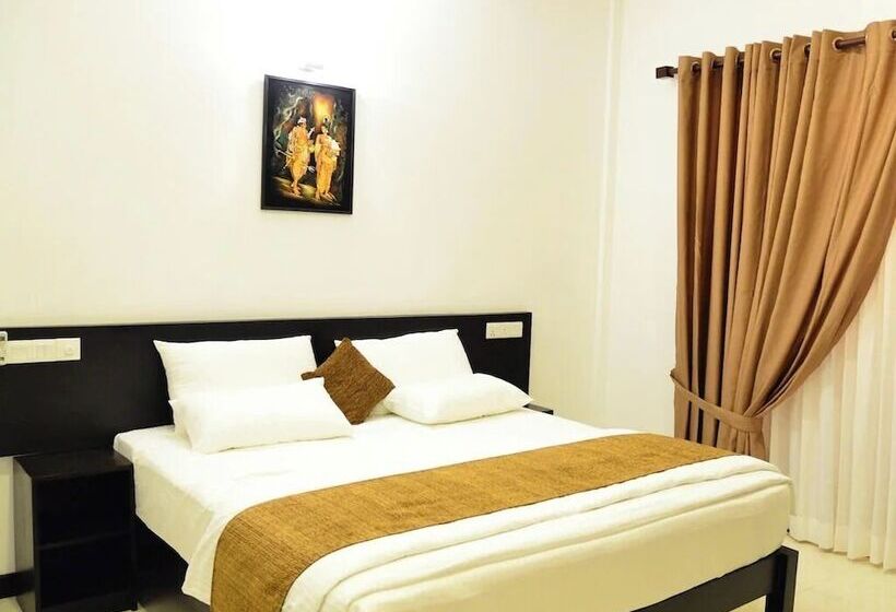 Hotel Lavendish Tamarind Lifestyle