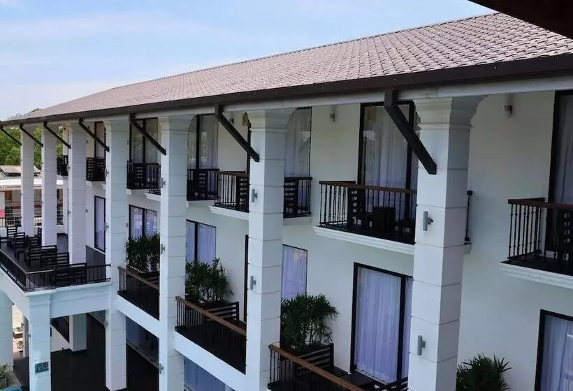 ホテル Lavendish Tamarind Lifestyle