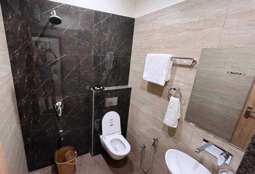 Rajvi Residency A Unit Of Jas Hotels And Resorts