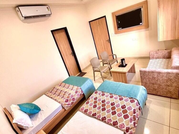 Rajvi Residency A Unit Of Jas Hotels And Resorts