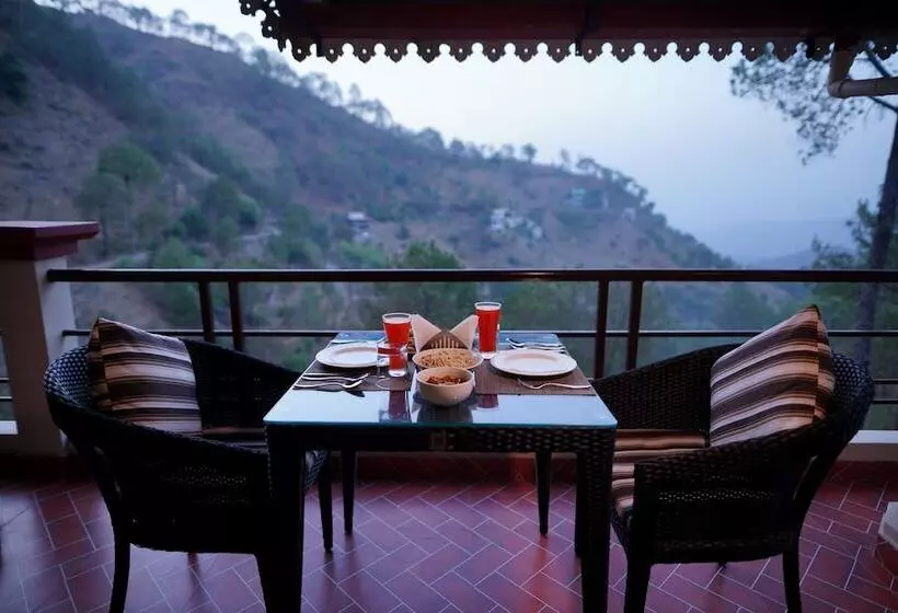 هتل Amritara Kasauli Kollections Stags Allowed